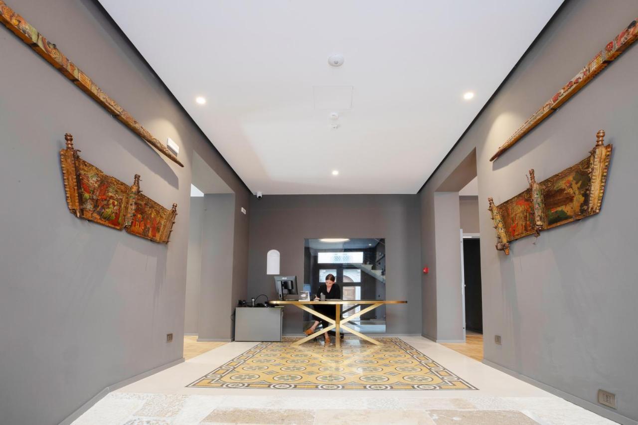 Re Sale Boutique Hotel ตราปานี ภายนอก รูปภาพ