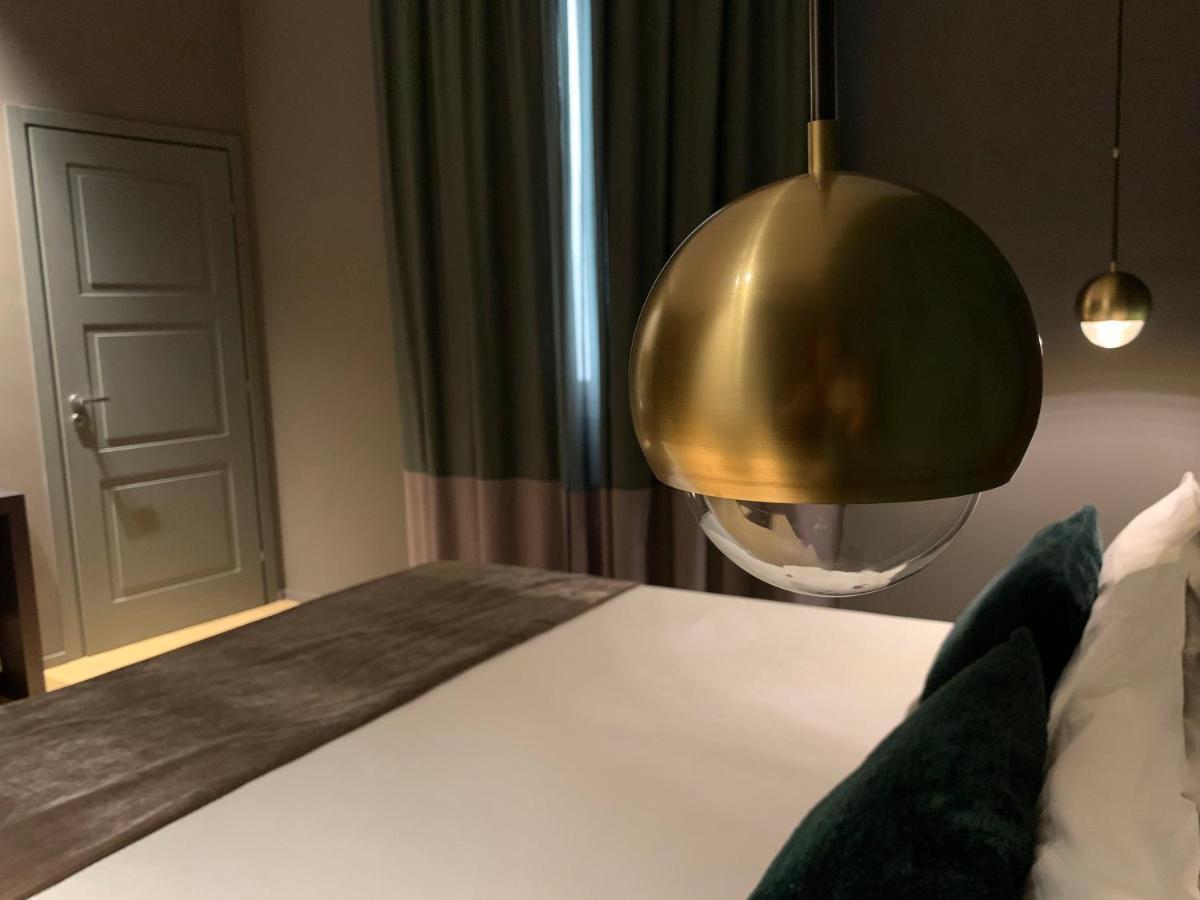 Re Sale Boutique Hotel ตราปานี ภายนอก รูปภาพ