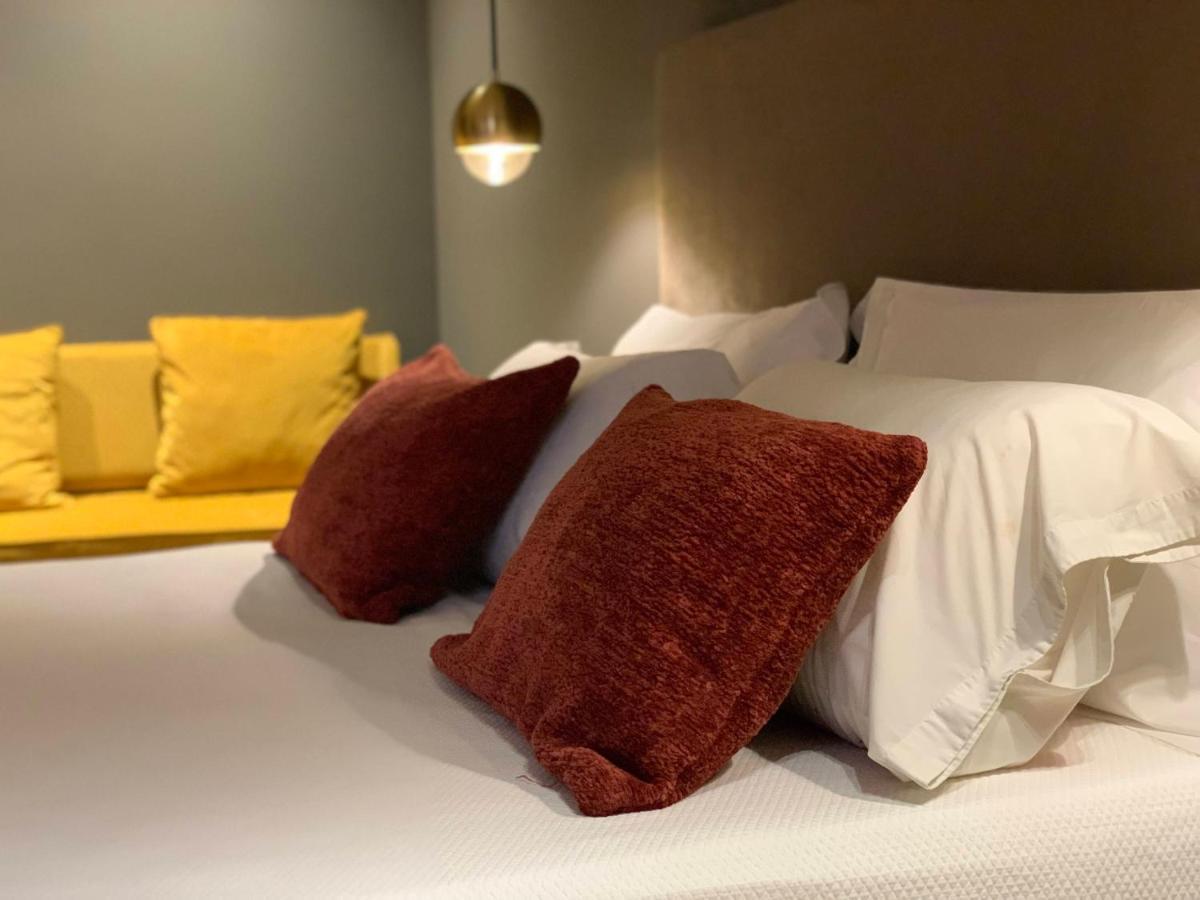 Re Sale Boutique Hotel ตราปานี ภายนอก รูปภาพ