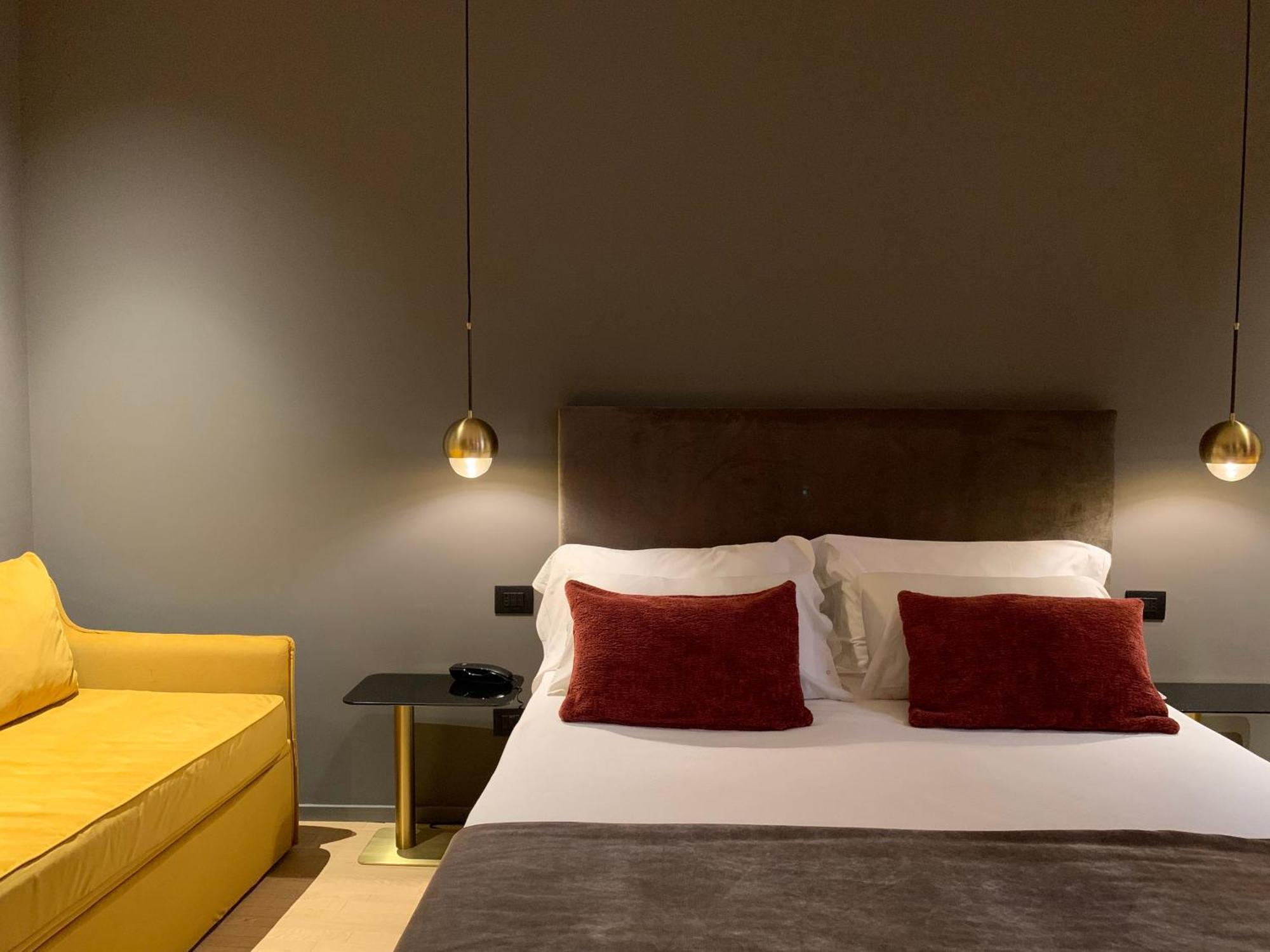 Re Sale Boutique Hotel ตราปานี ภายนอก รูปภาพ